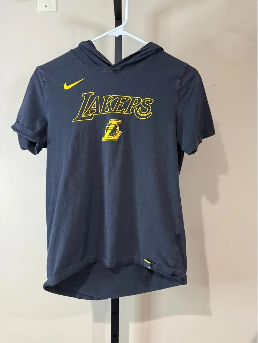 Nike Los Angeles Lakers Black Short Sleeve Hoodie T-Shirt Large
